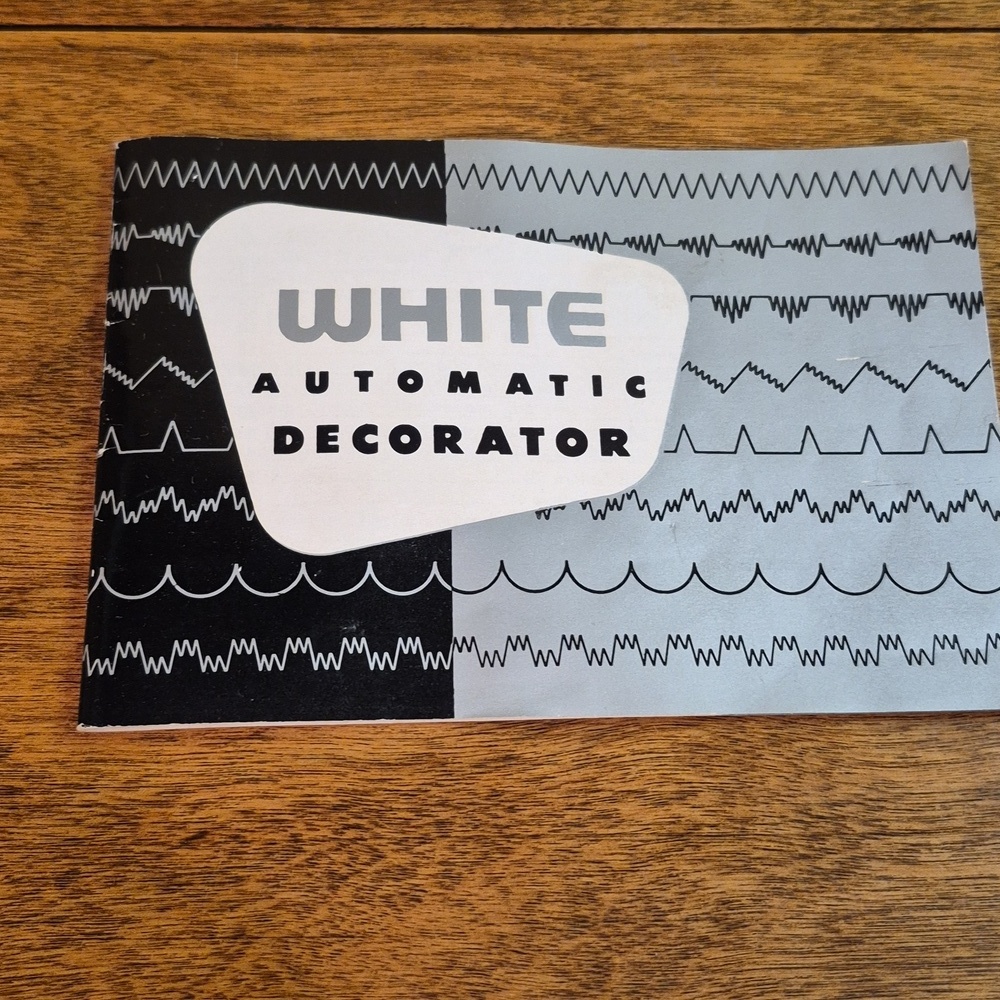 WHITE Vintage Automatic Decorator Attachment Decorative Stitches Sewing Machine - Picture 10 of 16